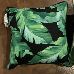 Brand New Safari Leaf Print Indoor/ Outdoor Throw Pillow 