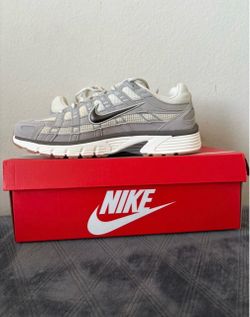 Nike P-6000 Low-Top Sneakers