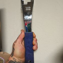 Offset Adjustable Wrench