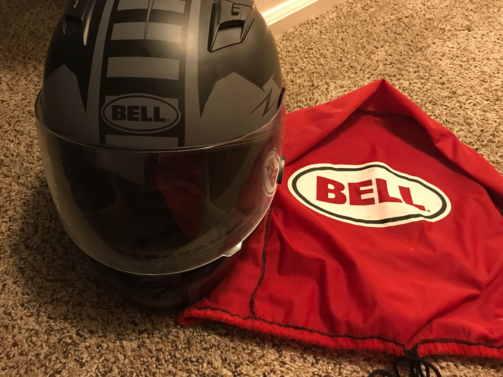 BELL Vehicle Helmet