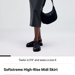 Lululemon Softstreme High-Rise Midi Skirt Size 4 Color BLK