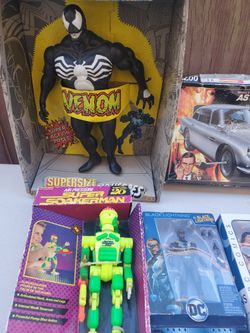 Supersize Venom Super Soakerman Model Kit Asyon Martin