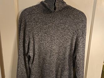 Liz Claiborne High neck knit sweater