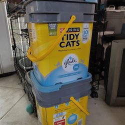 2 Large Kitty Litter Boxes And Canned Food