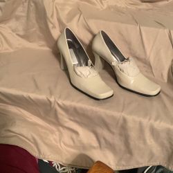 Women’s Shoes