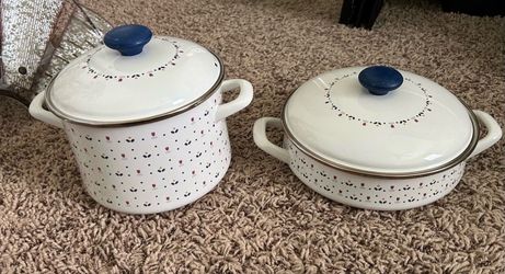 Country boarders cookware
