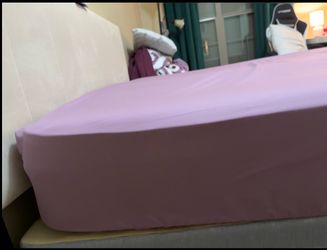 Queen mattress with box