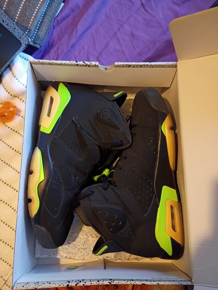 Electric Green Jordan 6