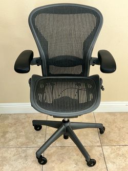 *REFURBISHED* Fully Loaded Herman Miller Aeron Classic Size B