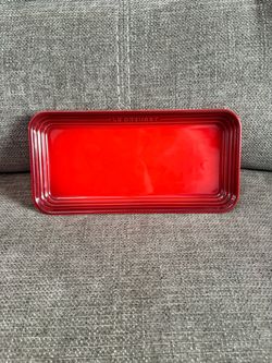 Le Creuset Cerise Rectangular Plate