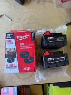 Milwaukee M18 18-Volt Lithium-Ion XC Extended Capacity 5.0 Ah Battery Pack (2-Pack) (new)