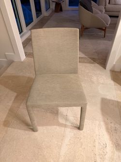 Poliform Upholstered Dining Chair – Light Grey