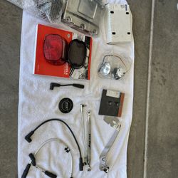 2013 softtail Fat Boy Lo assorted oem parts 