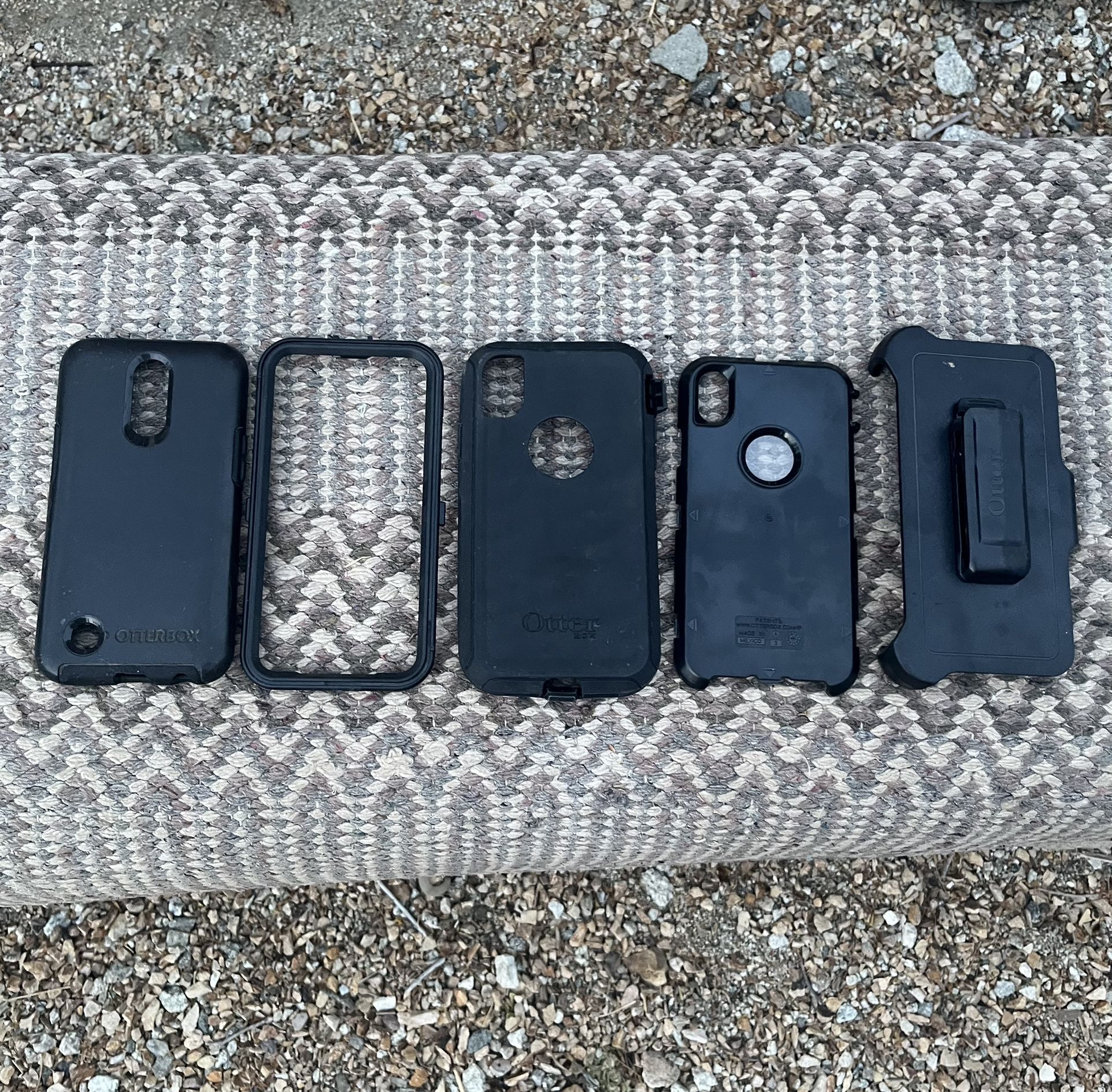 FREE OTTER IPHONE CASE
