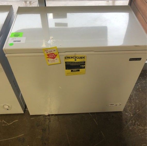 Magic Chef Freezer HMCF7W4