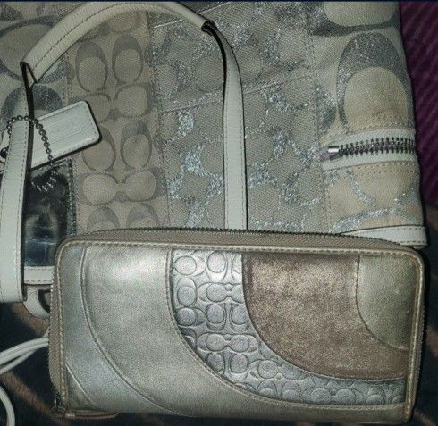 Coach Purse With  Matching Wallet 