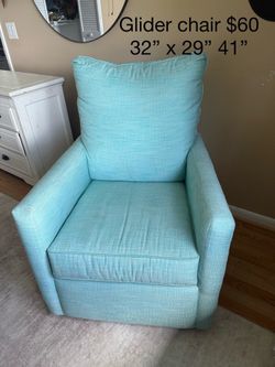 Nursery glider chair