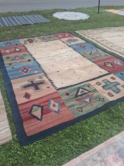 BEAUTIFUL LARGE AREA RUGS