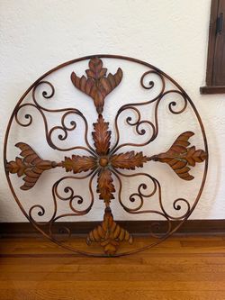 Circular wall decor