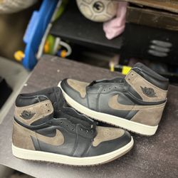 Air Jordan 1 High Palomino 