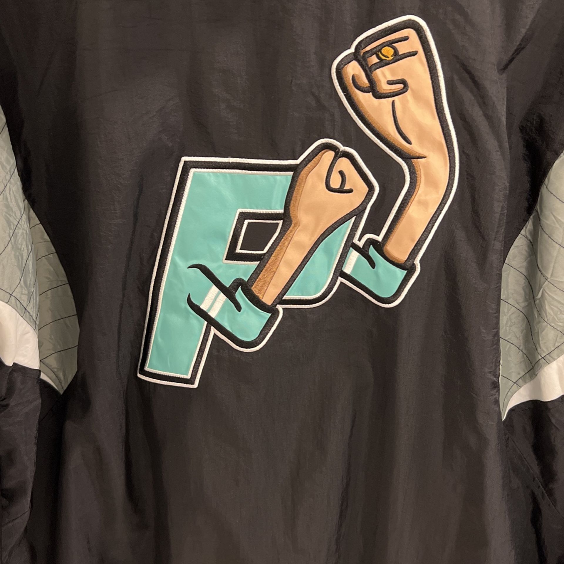 PALACE/Starter breakaway Jacket for Sale in Murrieta, CA - OfferUp