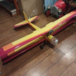 RC  BIPLANE.  ,(new)