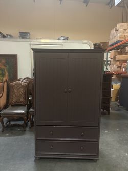Armoire