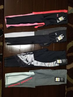 WOMEN UNDER ARMOUR LEGGINGS