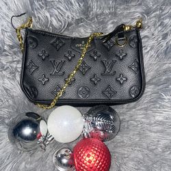Louis Vuitton Purse 