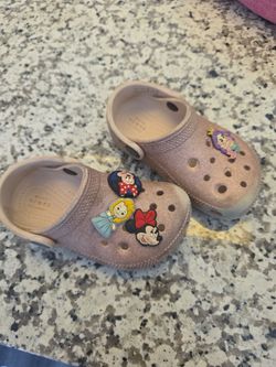 Crocs toddler size 8