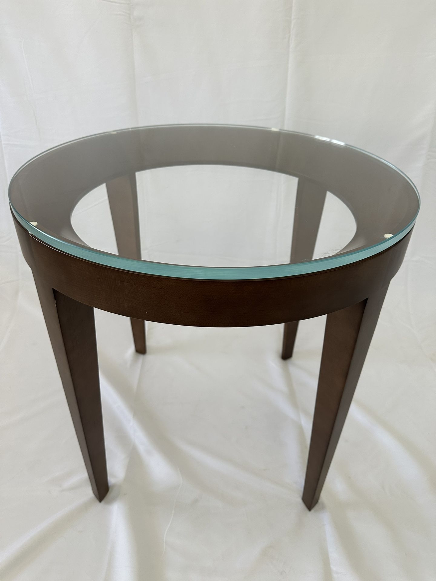 Mid Century Modern Bernhardt Design Mark Goetz “Cirque” Mahogany Round Side Table