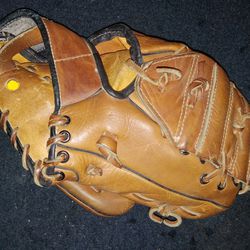 Superior Baseball Glove