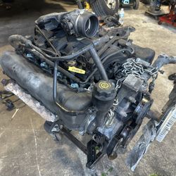 4.7 v8 dodge engine