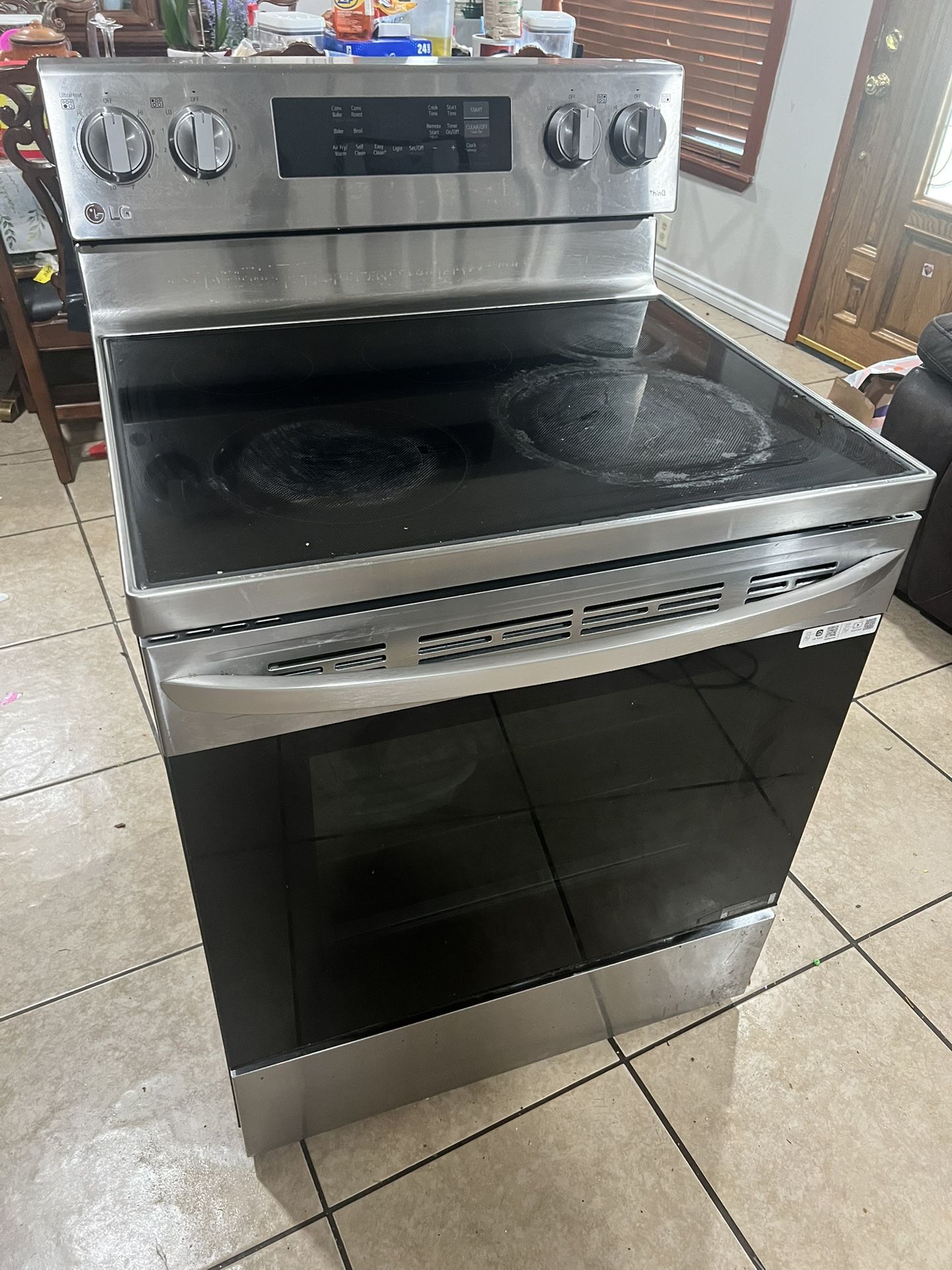 LG Stove