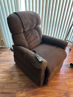 Electric lounge chair