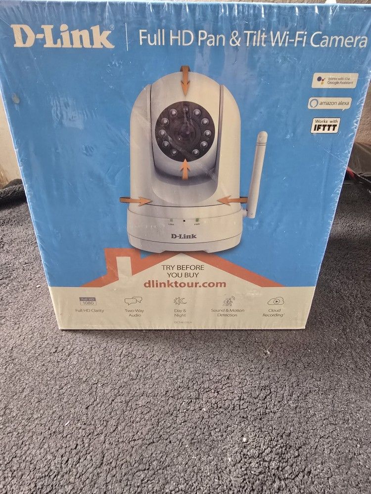 D-Link Full HD Pan & Tilt Smart Wi-Fi Indoor Security Camera, Pan/Tilt/Zoom Function