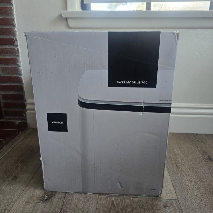 Bose Module 700