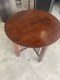 🌳 Solid real Wood Round Dining / Kitchen Table