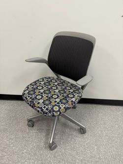 Steelcase Cobi Silver and Black with Designer Seat