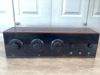 Irvin Macbeth 3-Dial TRF 1920’s Radio Receiver