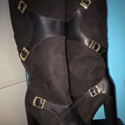 JUST FAB YELDA TALL BUCKLE BOOT NEW IN BOX SZ.10