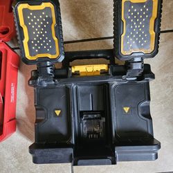 Dewalt lamp Tool Only