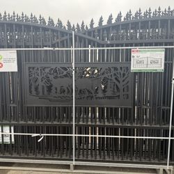 7'x20' Metal Farm Driveway Gate square deer design 