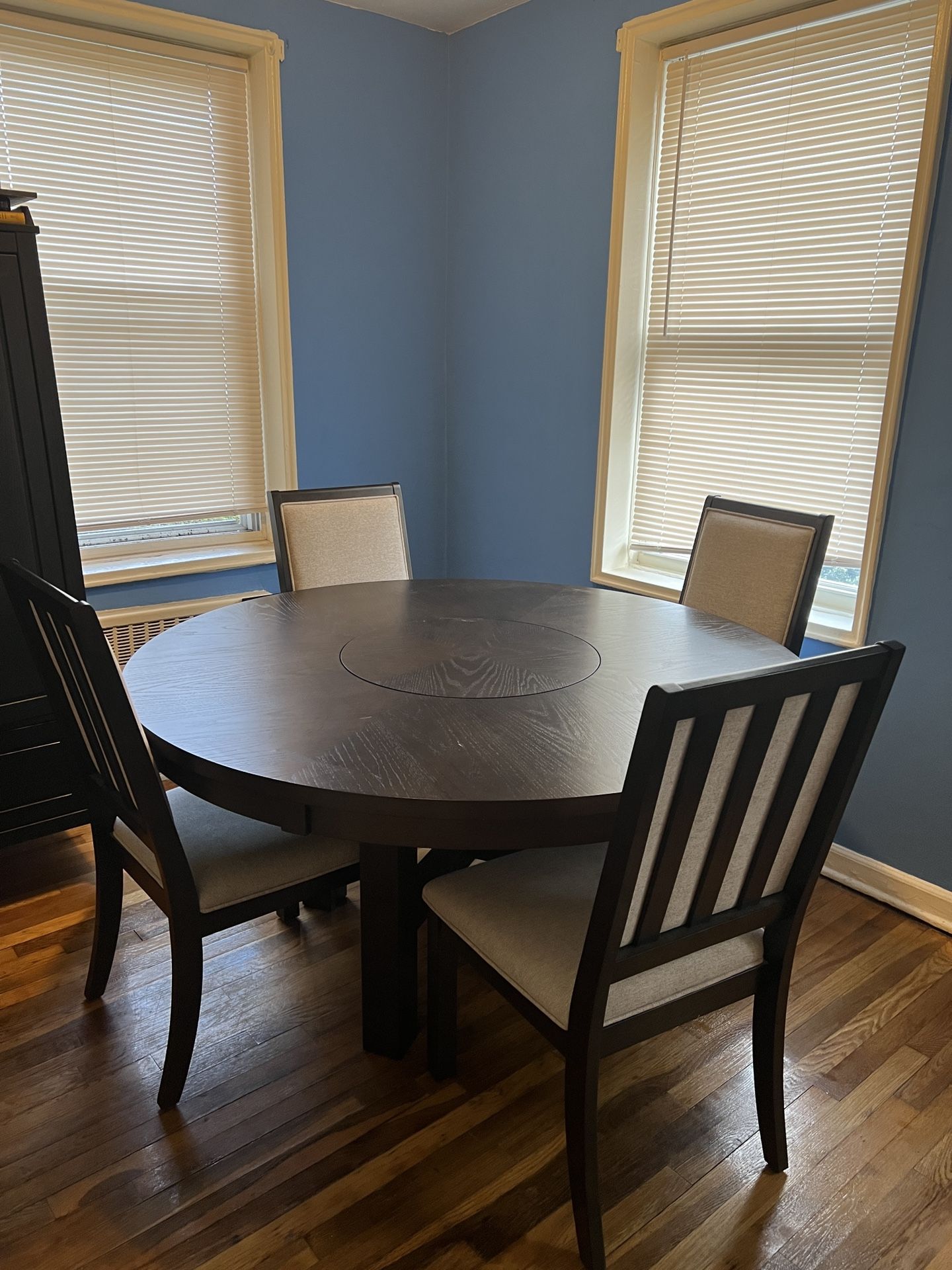 60in Round Table Set From Raymour & Flanigan With Lazy Susan