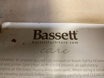 BASSETT Chocolate Brown Heathered Loveseat