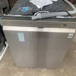 New LG Dishwasher 