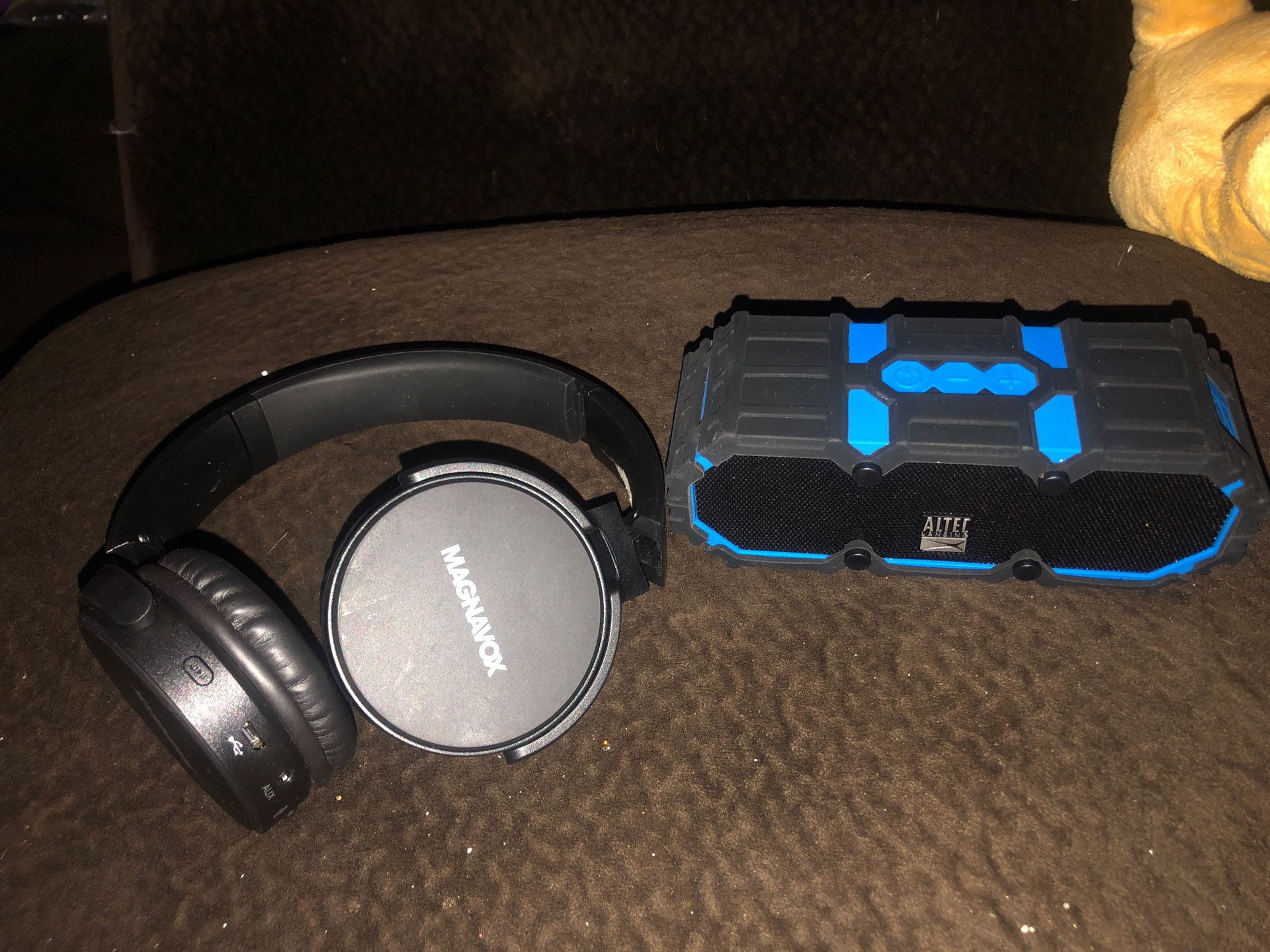 Bluetooth speaker and Bluetooth headphones