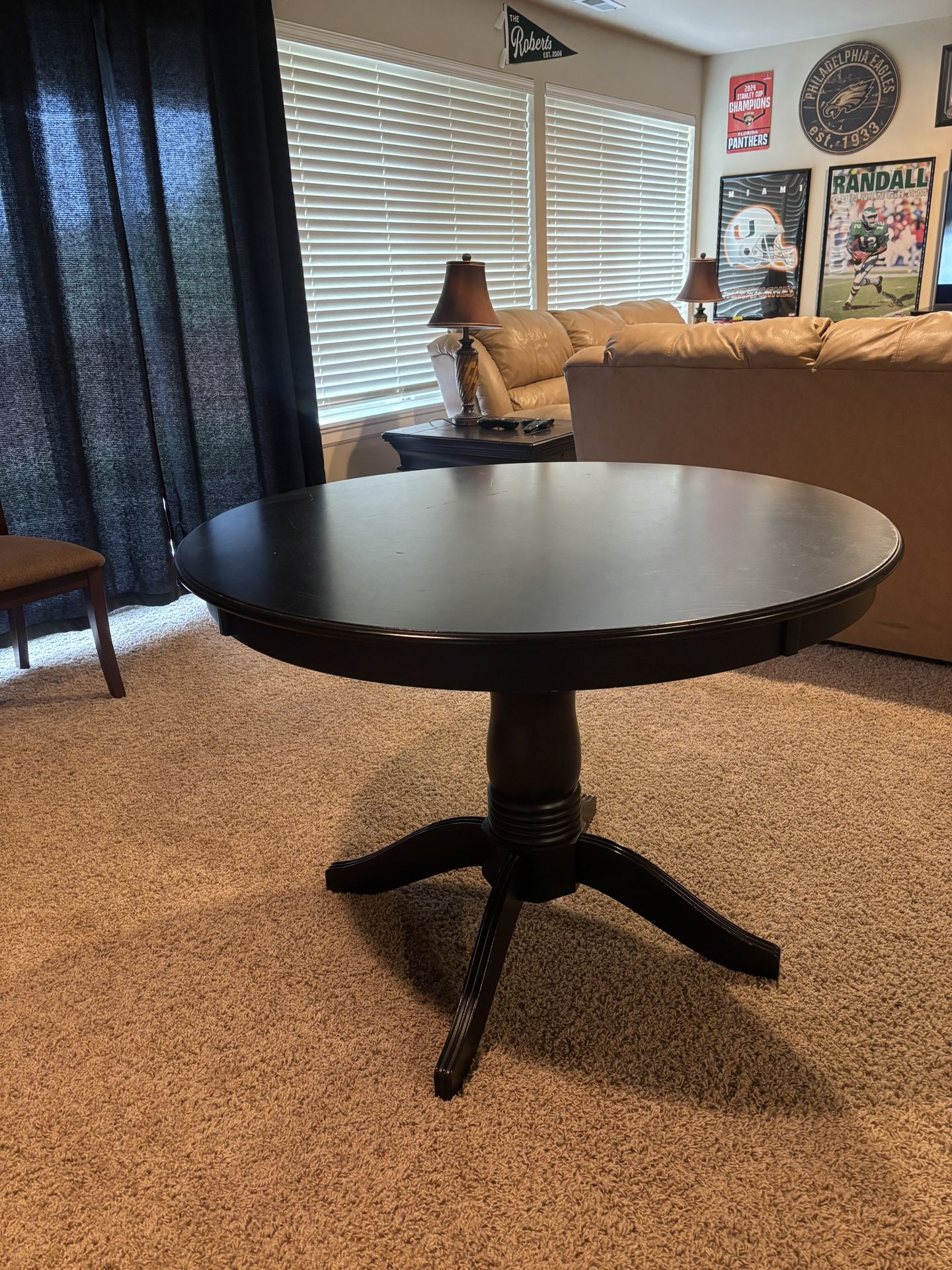 Round Black Kitchen Table