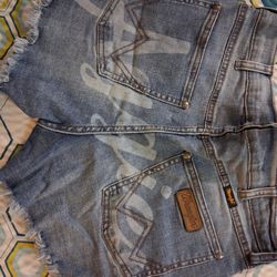 Juniors / Ladies Wrangler Aggie Shorts