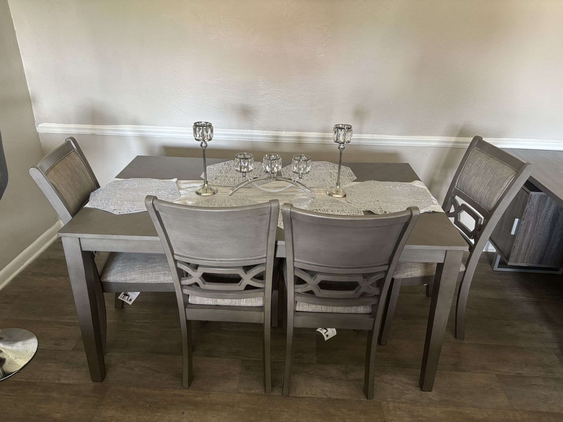 Six Pieces Dining Set